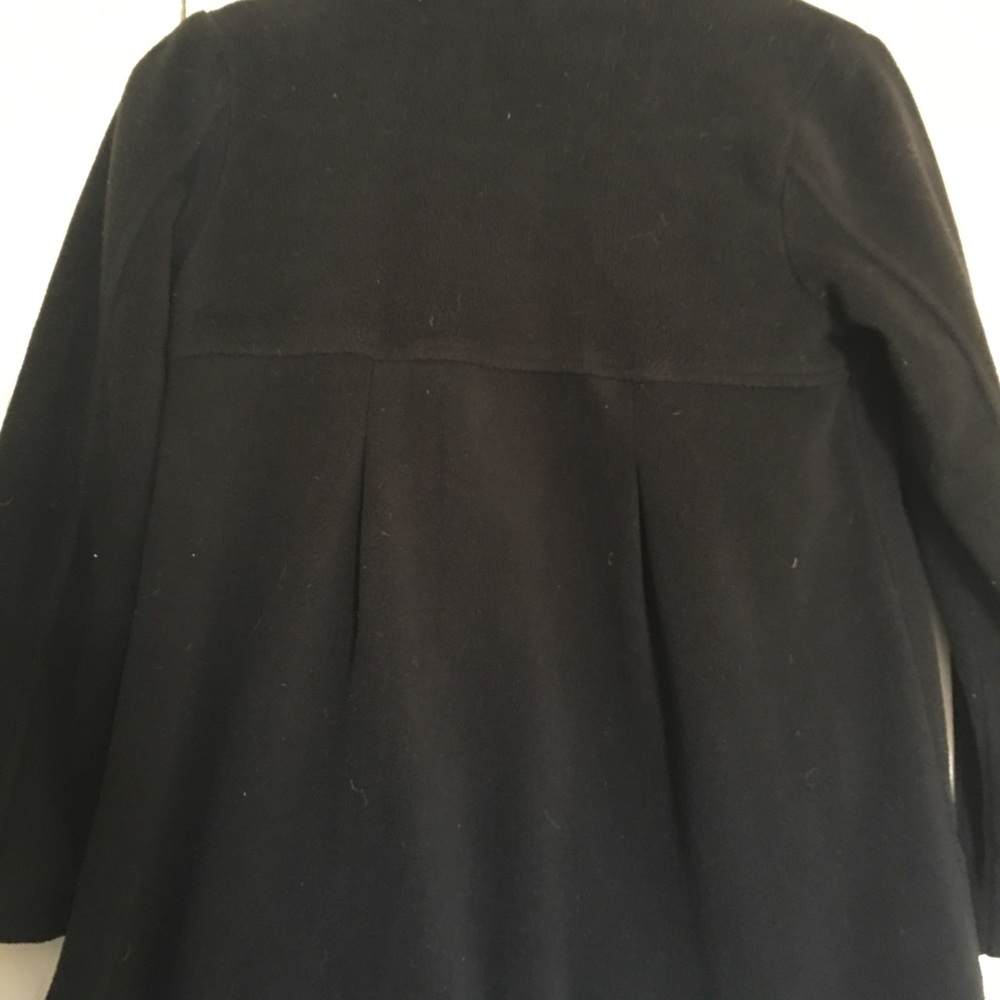 Swing coat with removable faux fur collar. - Picture 5 of 5